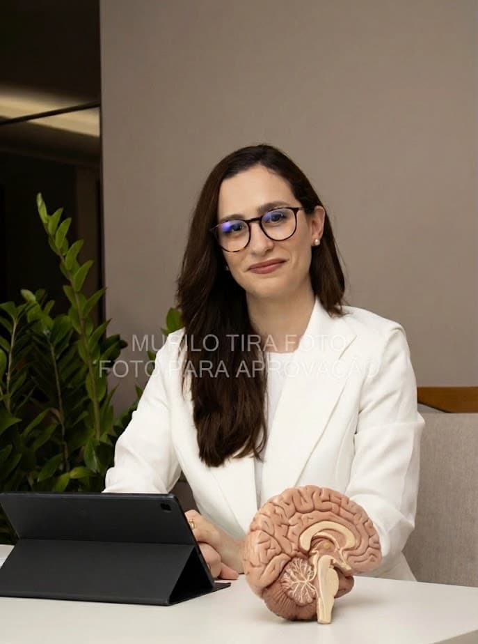 Dra. Iasmim Maifrede